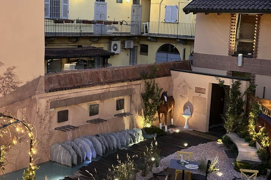Antica Posta — the courtyard